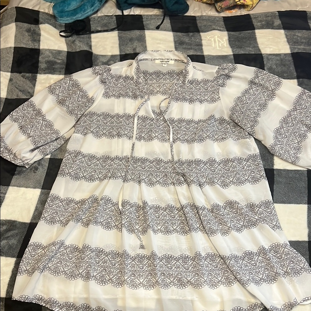 Daniel Rainn Chic Bohemian Patterned Blouse size 1X